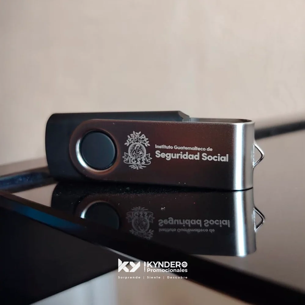 grabado_laser_usb_kyndero